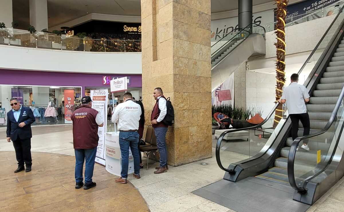 Verificadores de Profeco se encuentran en plazas comerciales del Valle de México para vigilar promociones del Buen Fin 2025