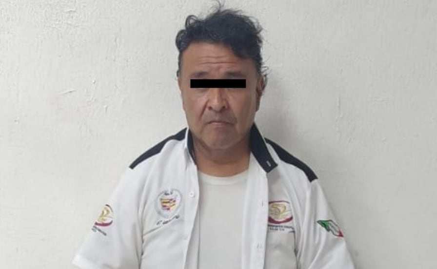 Microbús de la Ruta 52 impacta bici eléctrica; menor resulta herido