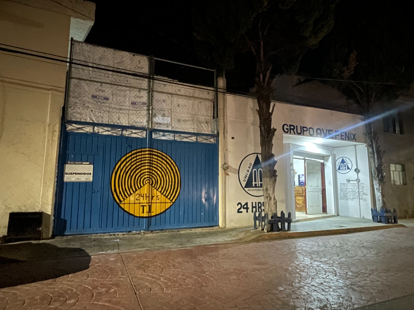 Falta de permisos, insalubridad y fallas en atención médica, posibles causas. Foto Michelle Sánchez