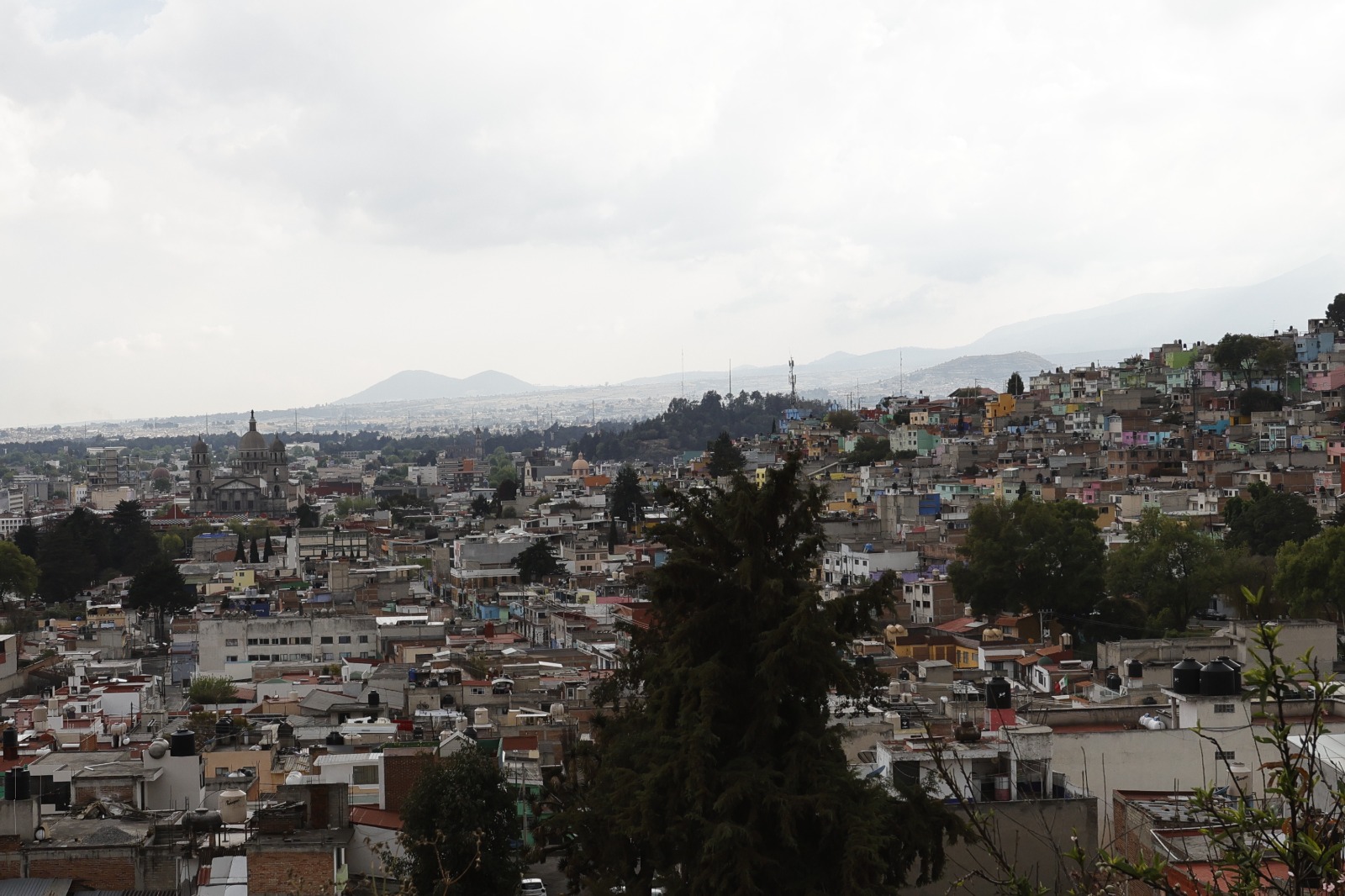 Habitantes de Toluca exigen a las autoridades tomar medidas contra el mal olor a "croqueta" que invade la ciudad a través de una petición en Change.org. Foto Jorge Alvarado