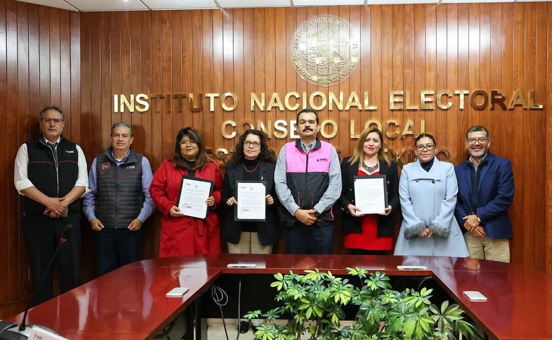 Tres mujeres recibieron sus nombramientos como consejeras del IEEM, iniciarán su función a partir del 1 de octubre. Foto: IEEM