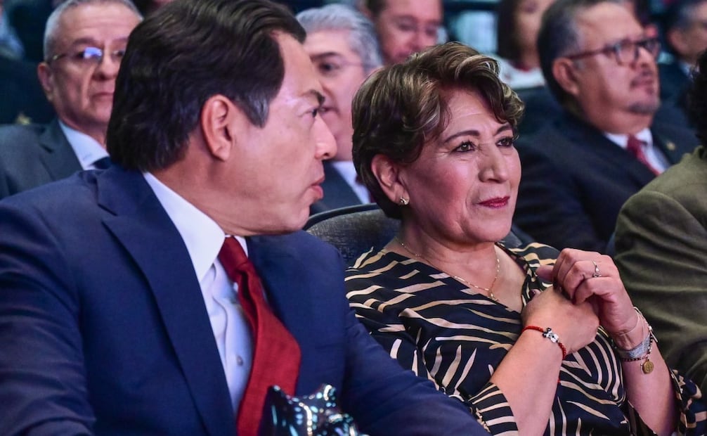 El secretario de Educación Pública, Mario Delgado, junto a gobernadores e invitados especiales acompañaron a la mandataria estatal. Foto Gisela González / El Universal
