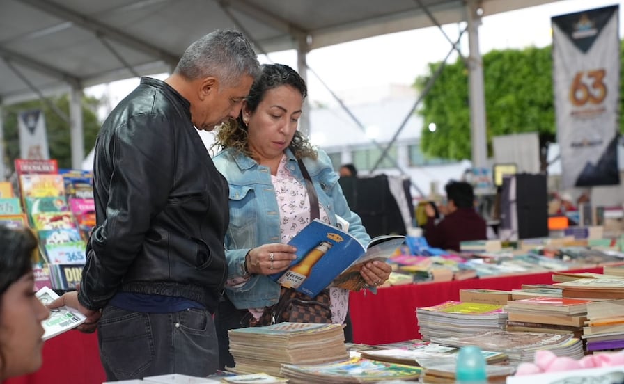 ¡Libros gratis y pasión futbolera! Arranca la Feria del Libro Neza 2026 con sorpresas del FCE

