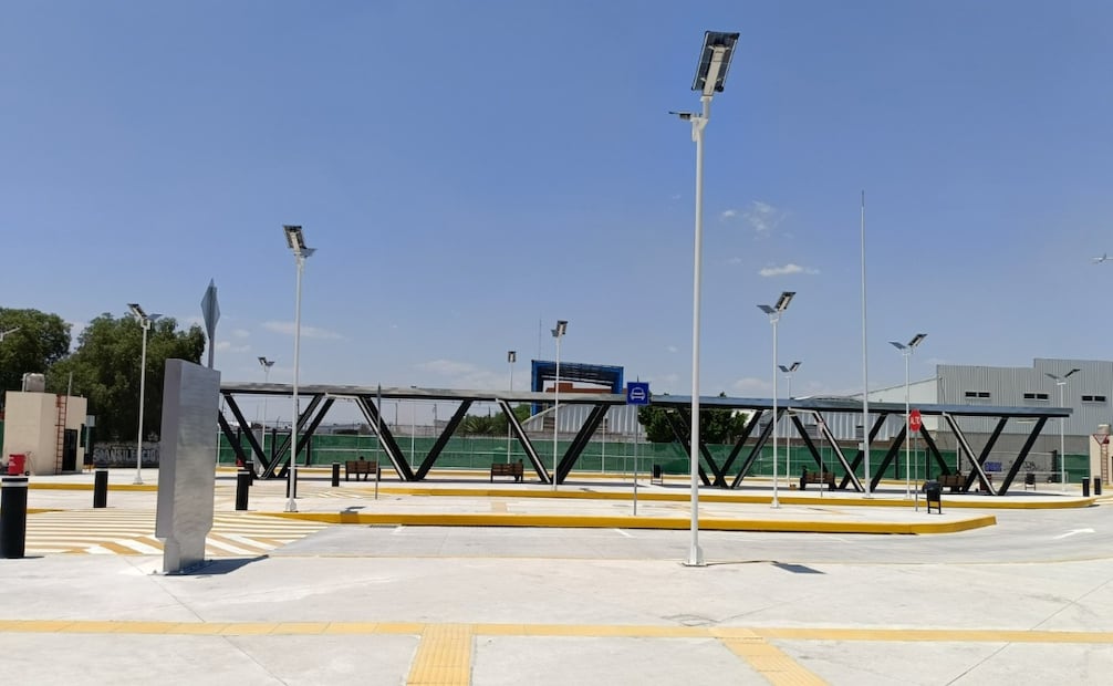 Vecinos denuncian que las nuevas obras provocan inundaciones que afectan directamente a las viviendas aledañas. Foto Gisela González / El Universal