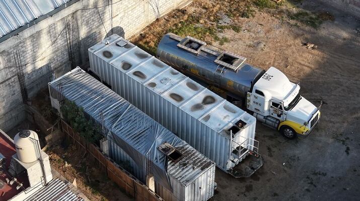 Hallan bodega con combustible robado en el paraje Trigotenco