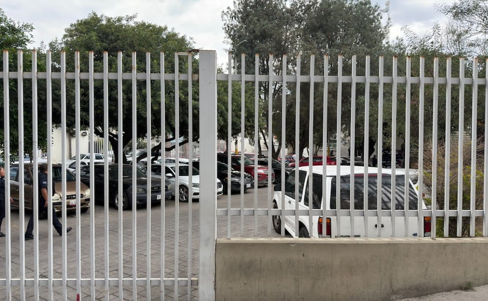 Elementos forenses de la FGJEM concluyeron los estudios necesarios para determinar la causa de muerte de ambos involucrados. Foto Especial