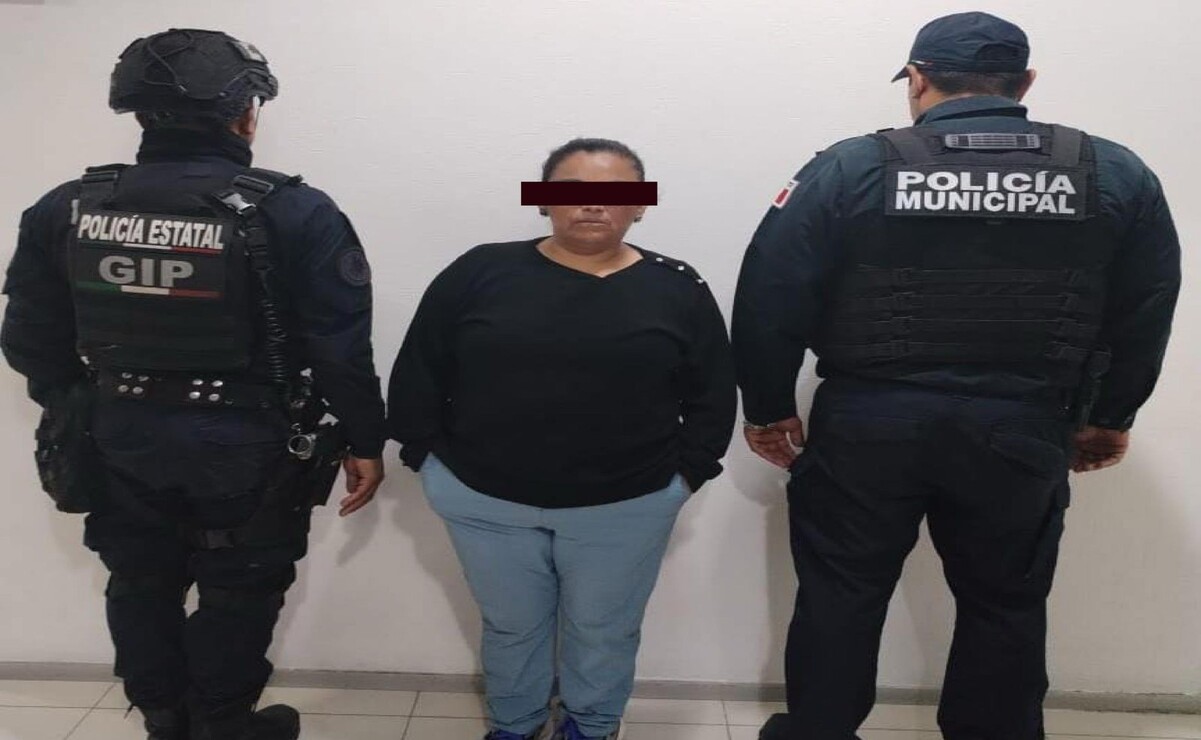 La detenida fue presentado ante el Ministerio Público por el probable delito de cohecho. Foto: Especial