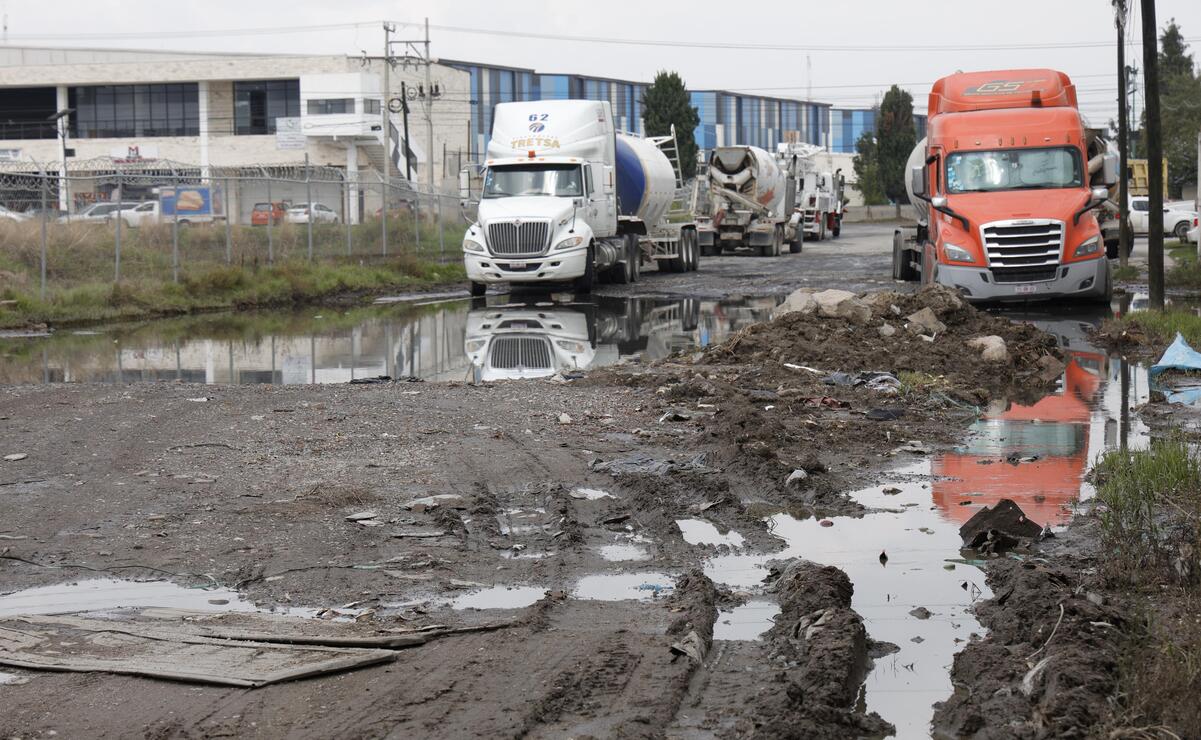 Con dificultades: Parque Lerma reanuda actividades entre lodo y agua estancada tras las lluvias