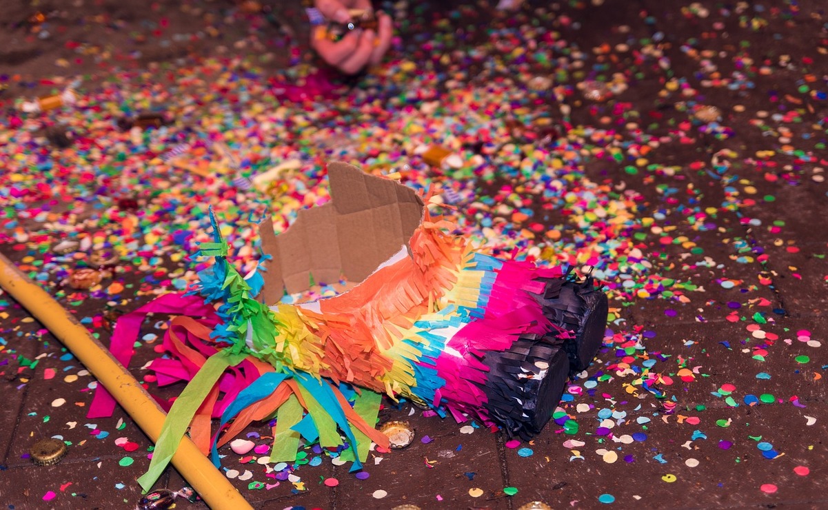 El barro es el material predilecto de las piñatas, aunque también pueden ser de papel. Foto: Especial 