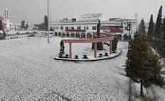 ¡Se cae el cielo en Atlacomulco! Fuerte granizada colapsa techos, bardas y tiendas de conveniencia