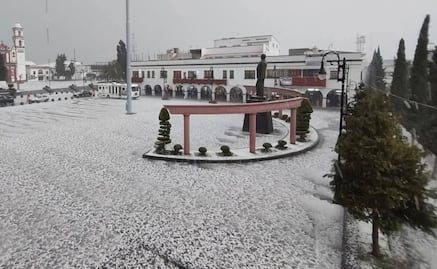 ¡Se cae el cielo en Atlacomulco! Fuerte granizada colapsa techos, bardas y tiendas de conveniencia