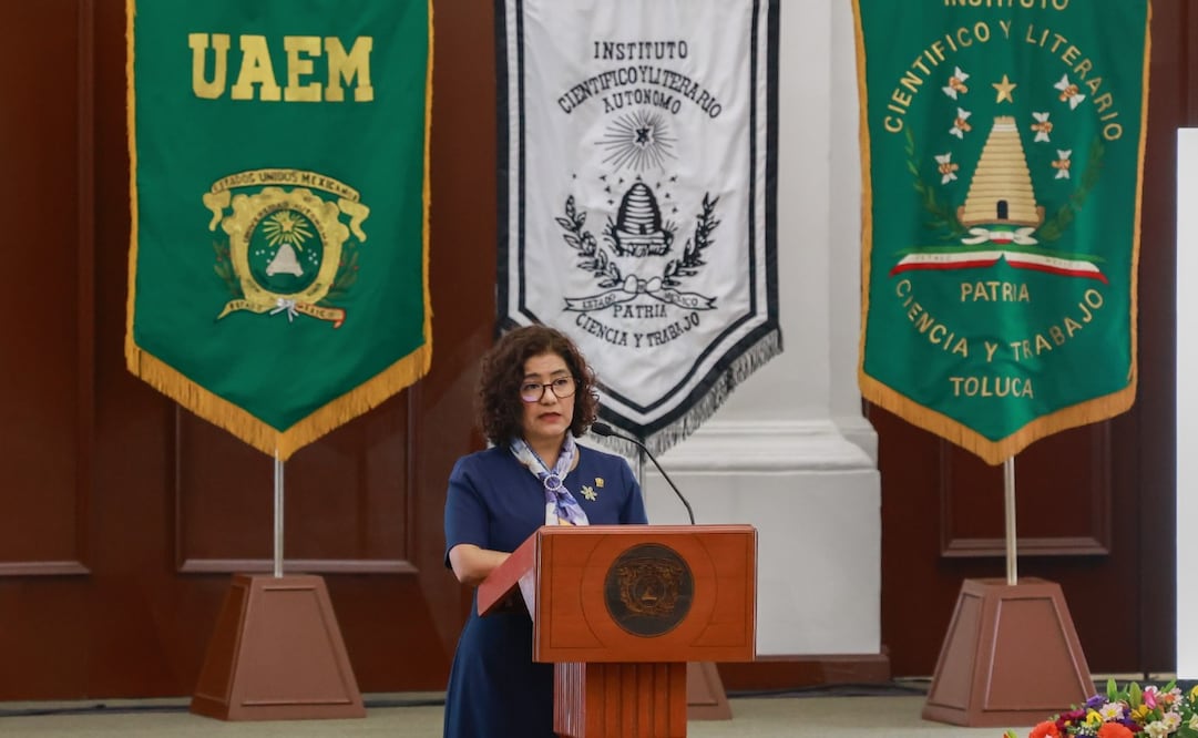 La rectora Patricia Zarza Delgado durante la presentación de su Primer Informe de Actividades frente a la comunidad verde y oro. Foto Alejandro Vargas / El Universal