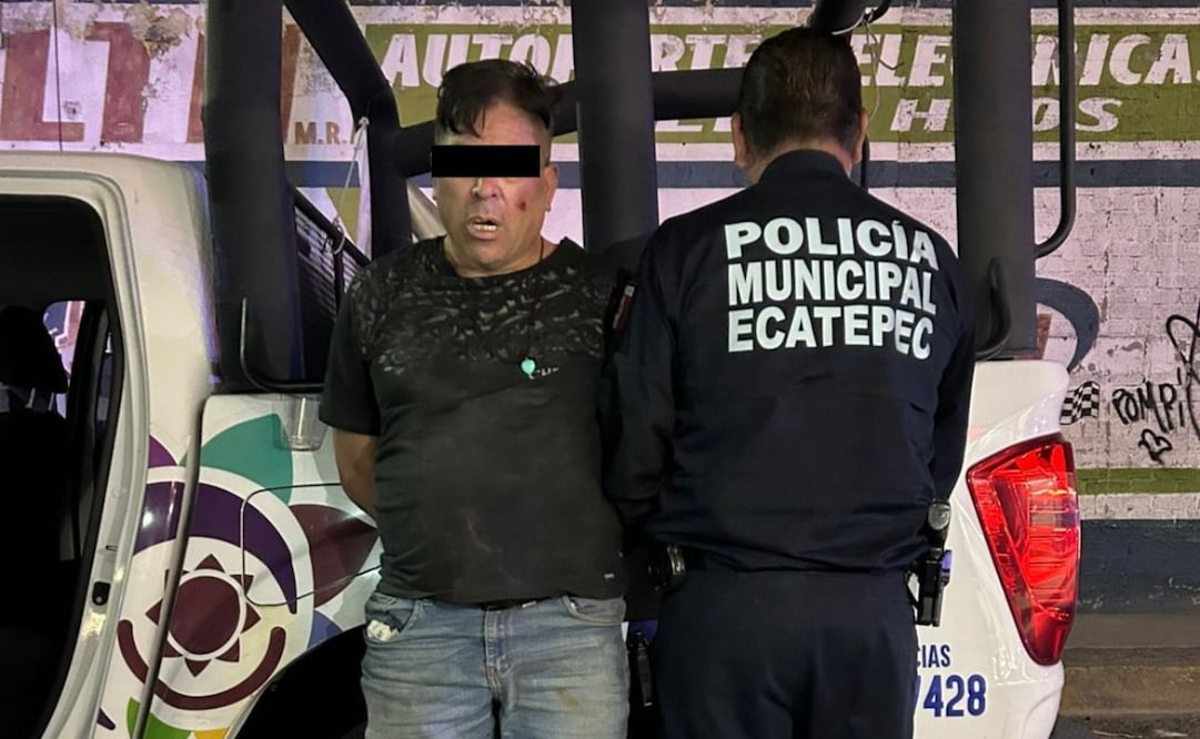 Al momento de su detención, el sujeto portaba una navaja y el dinero en efectivo sustraído de la caja. Foto Especial