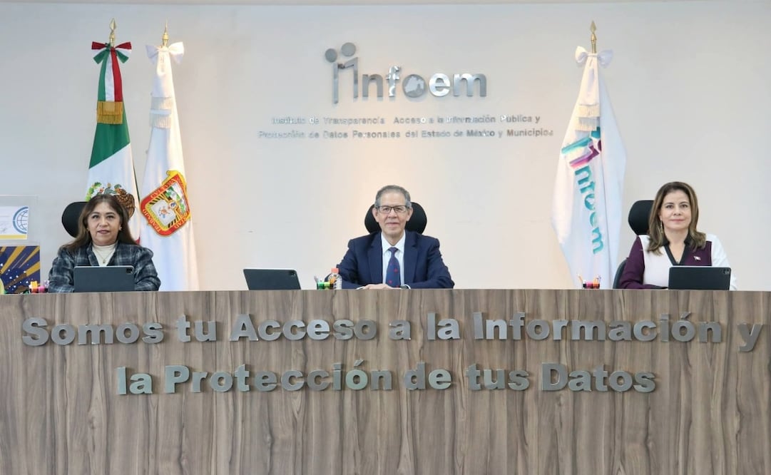 Exservidores públicos del extinto Infoem continúan a la espera de que se concrete su proceso de liquidación o recontratación. Foto Especial