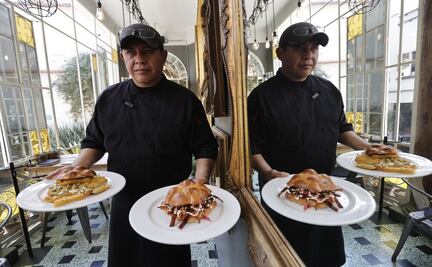 Toluca: Descubre la fusión de chilaquiles y hojaldra para conmemorar el Día de Muertos