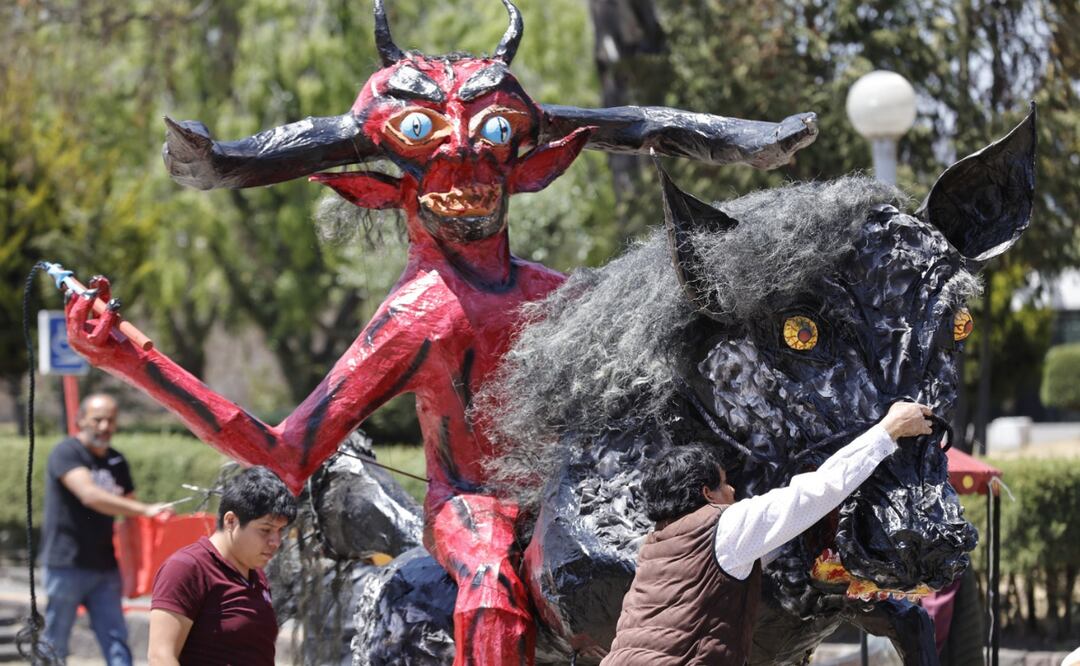 De generación en generación, el Concurso de Judas preserva una herencia cultural única en el Estado de México. Foto: Jorge Alvarado