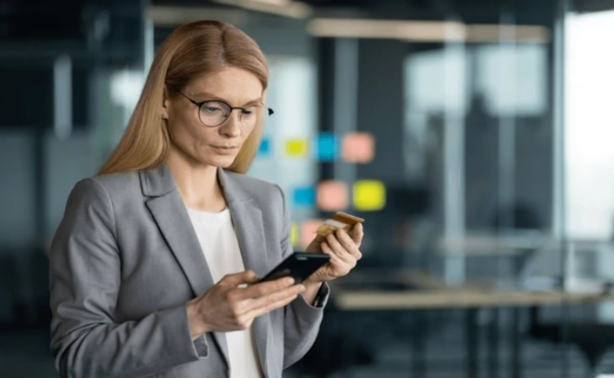 En caso de pérdida o haber sufrido un robo de tu celular solicita el bloqueo de la línea, del chip y del IMEI. Foto: shutterstock