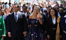 Presiden Romina Contreras y Enrique Vargas tradicional desfile cívico por el 216 aniversario del inicio de la Independencia de México