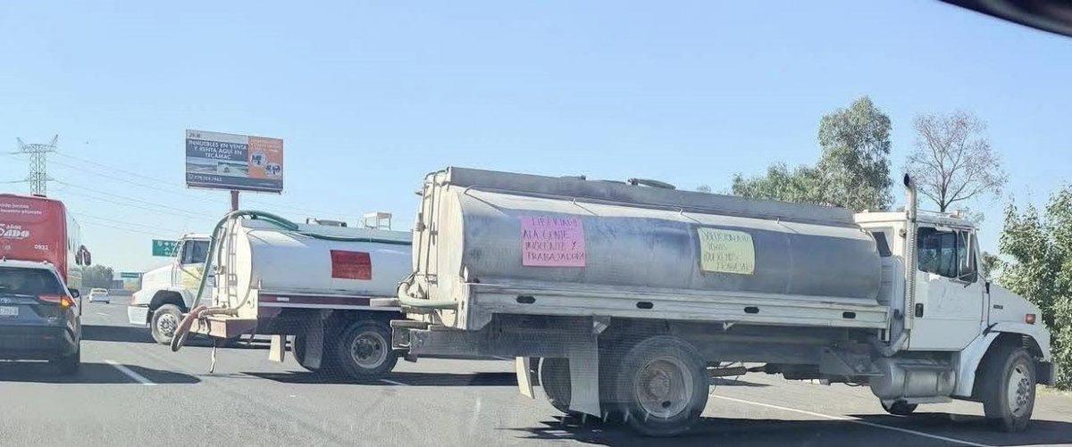 El cierre de la carretera de cuota es a la altura de la comunidad de San Jerónimo / Foto Especial