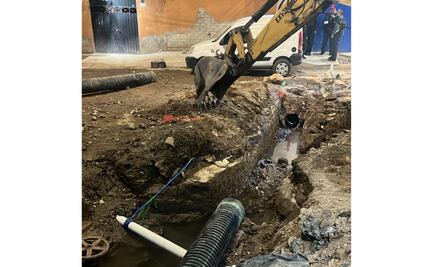 VIDEO: ¡Naucalpan se inunda! Miles de litros de agua se desperdician por una megafuga