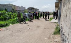 Encuentran cadáver flotando entre plásticos en los límites de Ecatepec y Acolman