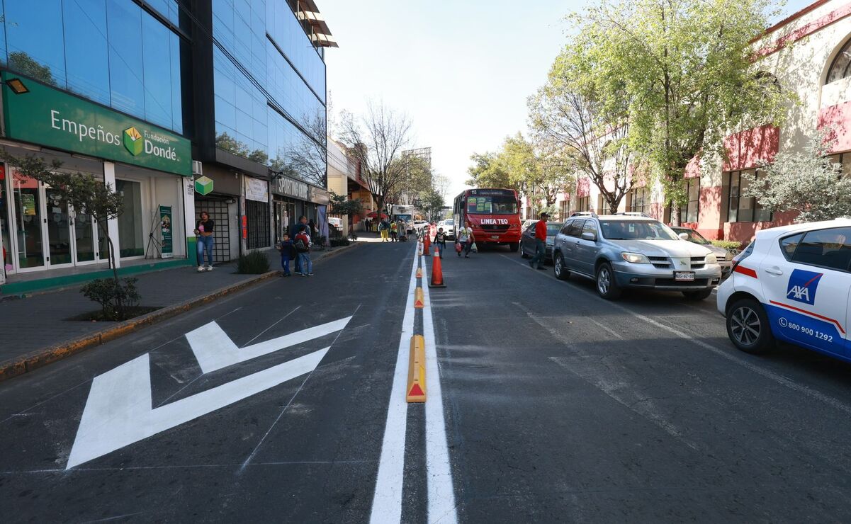 El carril confinado abarcará de la calle Andrés Quintana Roo hasta Benito Juárez en Toluca. Foto: Alejandro Vargas