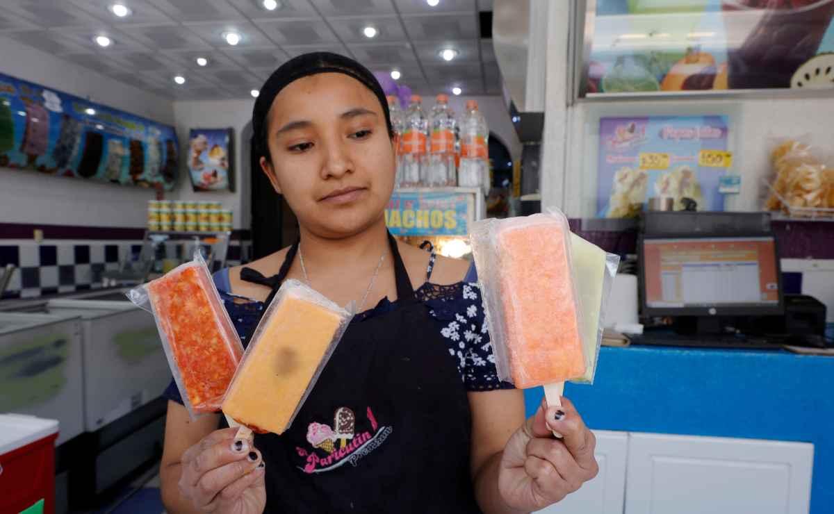 La demanda de helados se dispara en Toluca, con un crecimiento del 50% en las ventas durante la temporada de calor. Foto: Arturo Hernández