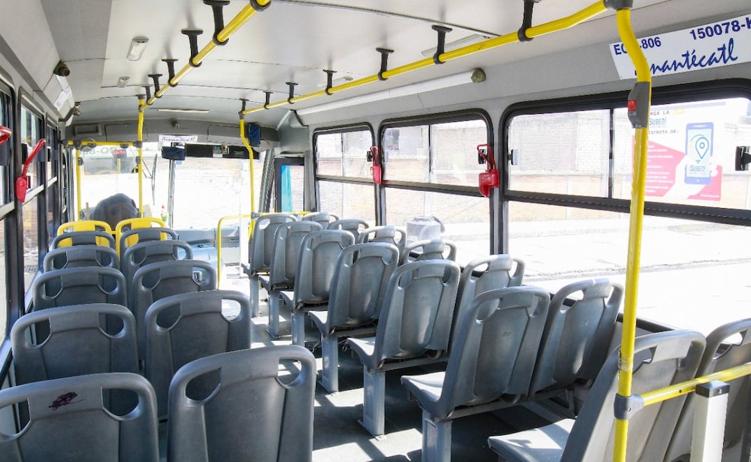 Cristóbal Castañeda Camarillo señaló la falta de voluntad de algunas asociaciones de transporte para regularizarse. Foto Alejandro Vargas / El Universal