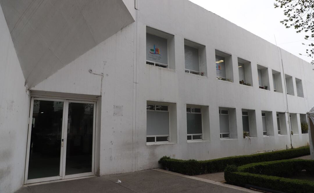 Autoridades investigan el robo de 14 mil pesos en la Tesorería municipal de Cuautitlán. Foto: Especial