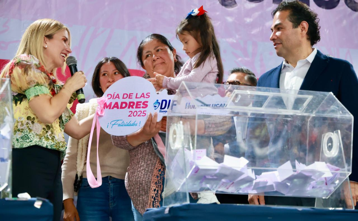 14 mamás de Huixquilucan celebran la noticia de que tendrán un nuevo hogar para sus familias. Foto: Especial