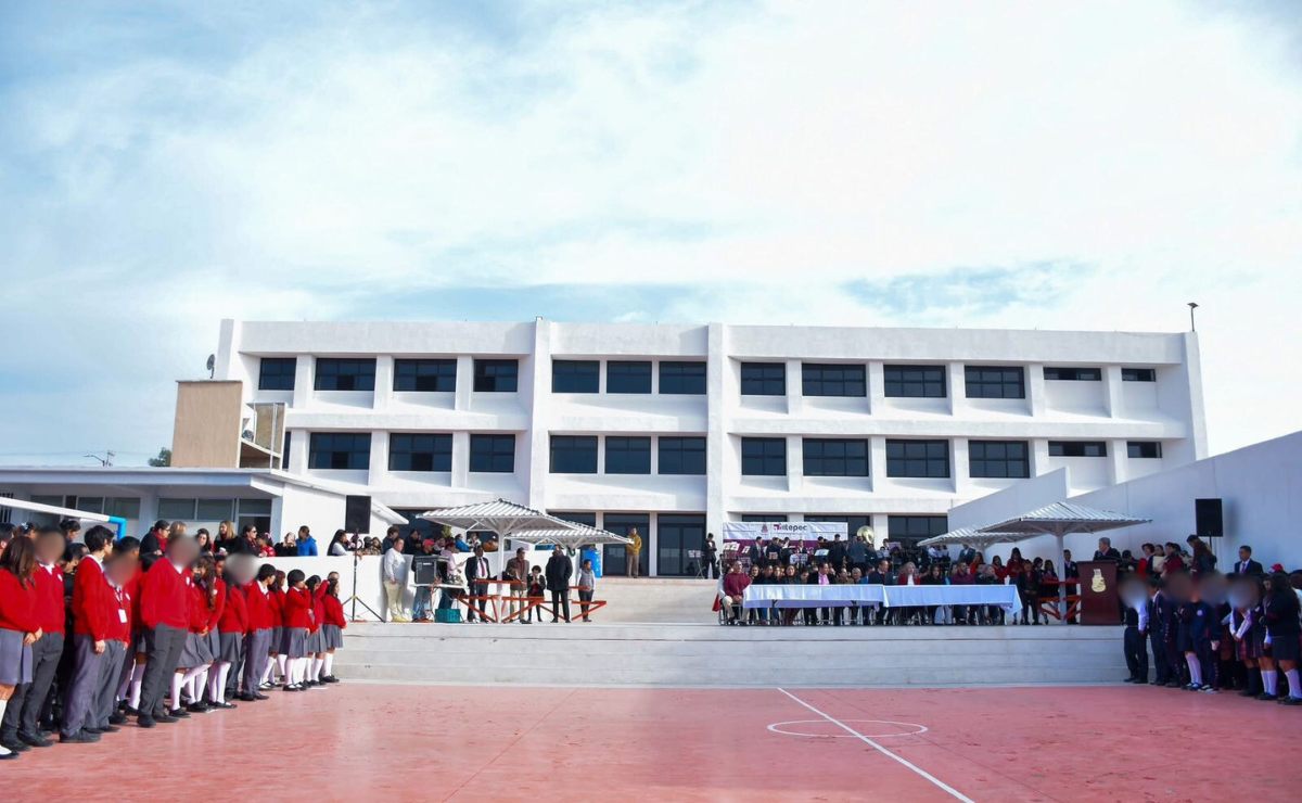 Tultepec invierte en el futuro: Nuevo CBT abre sus puertas con 30 aulas equipadas Foto: Especial