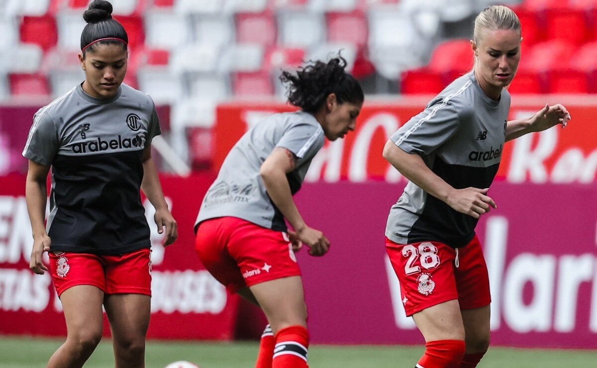 ¡Aún hay esperanza! César Arzate y Diablas Rojas buscan la Liguilla tras dura caída ante Cruz Azul