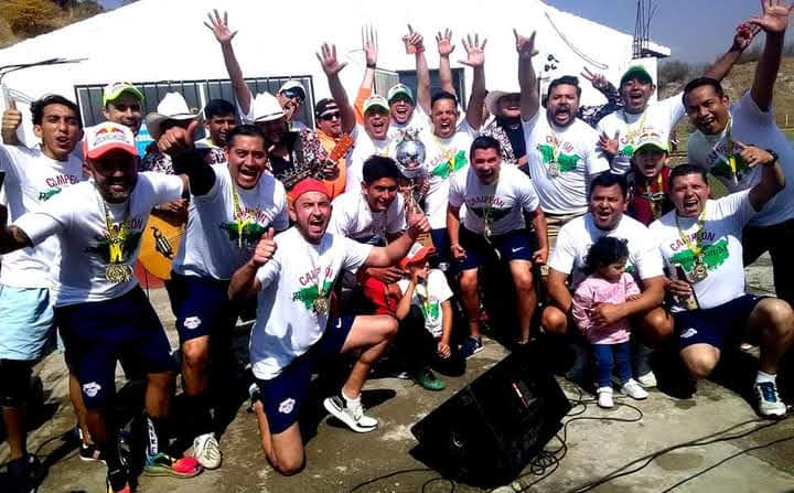 Hoy en día Axel disfruta del deporte desde
otros espacios. Foto Especial