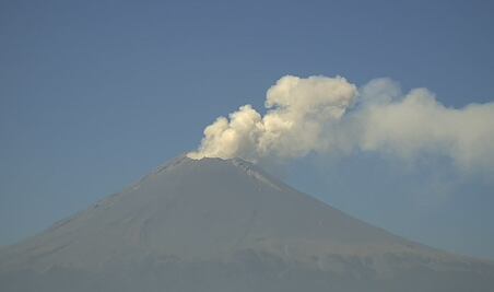 ¡No subas al Popocatépetl! Activan alerta por exhalaciones y caída de ceniza