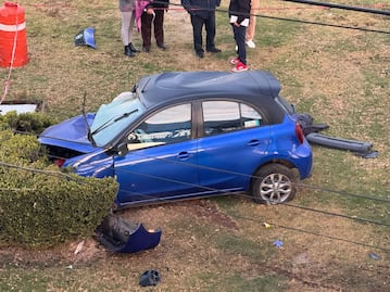 Muere conductora de plataforma tras chocar contra un árbol en la Toluca-Tenango