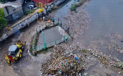Retiran hasta 100 toneladas de basura de la presa El Ángulo para prevenir inundaciones en Edomex