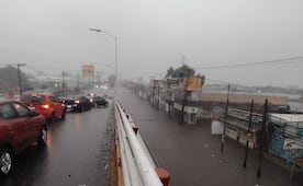 Inundaciones en Cuautitlán Izcalli, Tultitlán y Coacalco dejan afectaciones viales y comercios dañados