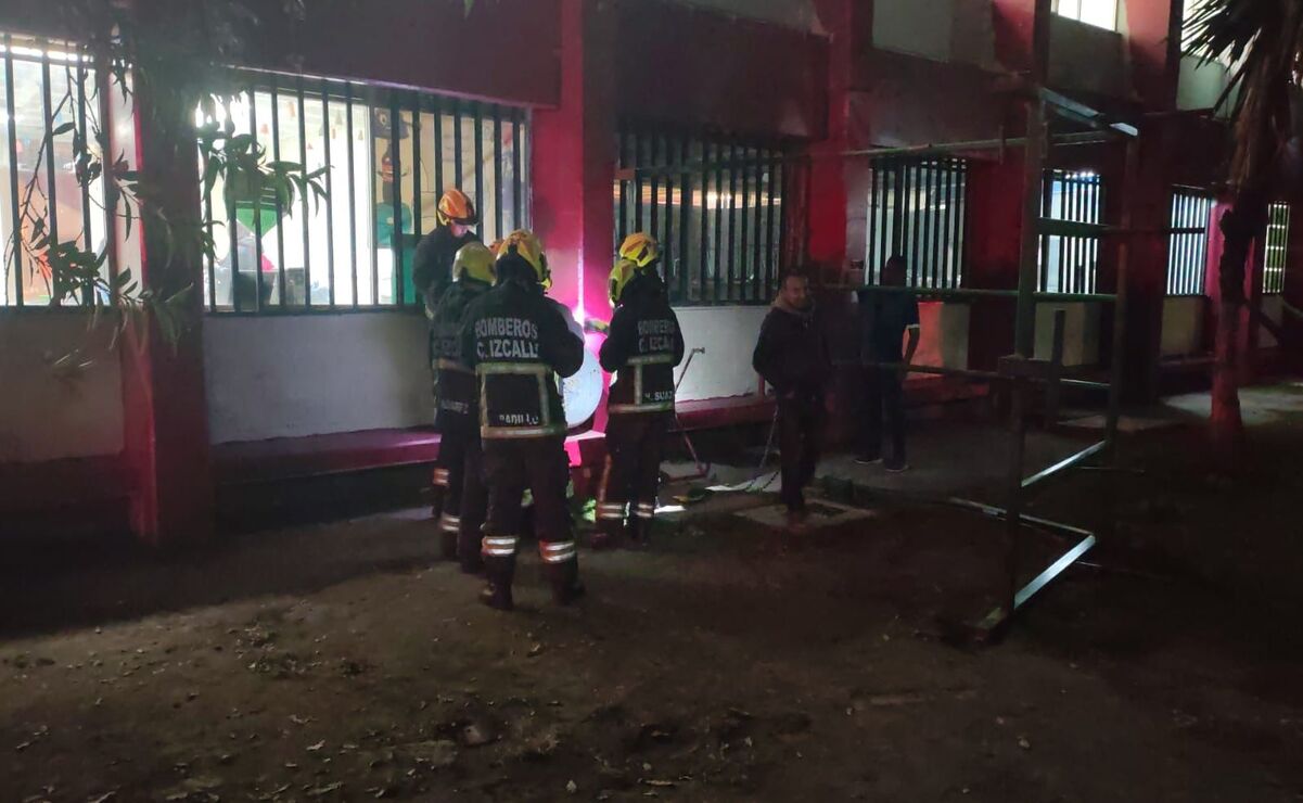 Una fuga de gas provocó la movilización de servicios de emergencia en el Conalep Bernardo Quintana Arrioja. Foto: Especial