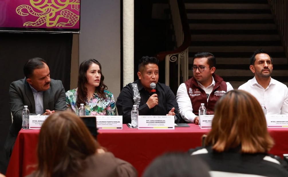 : Autoridades estatales y federales buscan beneficiar a los más de 5 millones de jóvenes que habitan en la entidad. Foto Alejandro Vargas / El Universal