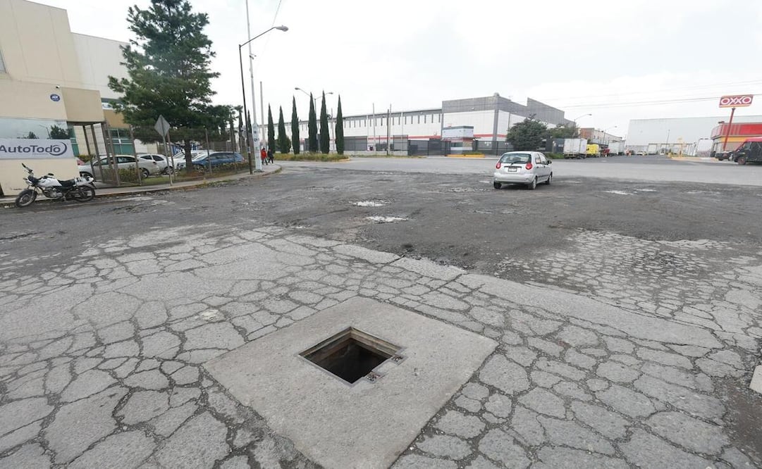 Empresarios advierten afectaciones por baches, socavones y falta de mantenimiento en parques industriales / Foto Alejandro Vargas