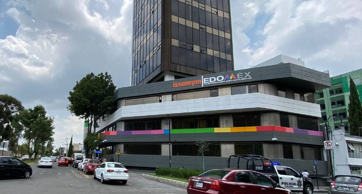 El rescate financiero del Instituto de Seguridad Social del Estado de México y Municipios (ISSEMYM) es una de las principales iniciativas que incluye el paquete de 100 propuestas que enviará el Poder Ejecutivo al Legislativo. FOTO: @Issemym / Archivo