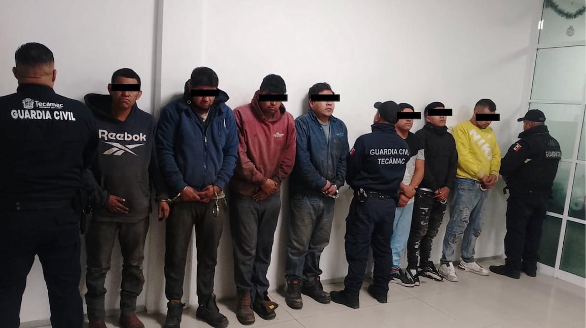 Los ocho detenidos fueron trasladados al Ministerio Público bajo un fuerte operativo de seguridad para definir su situación jurídica. Foto Especial