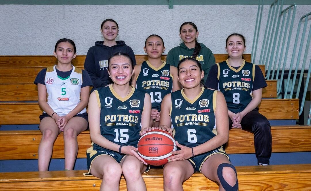 Las integrantes del equipo femenil de básquetbol de la UAEMéx son ejemplo de dedicación y perseverancia. Foto: Especial