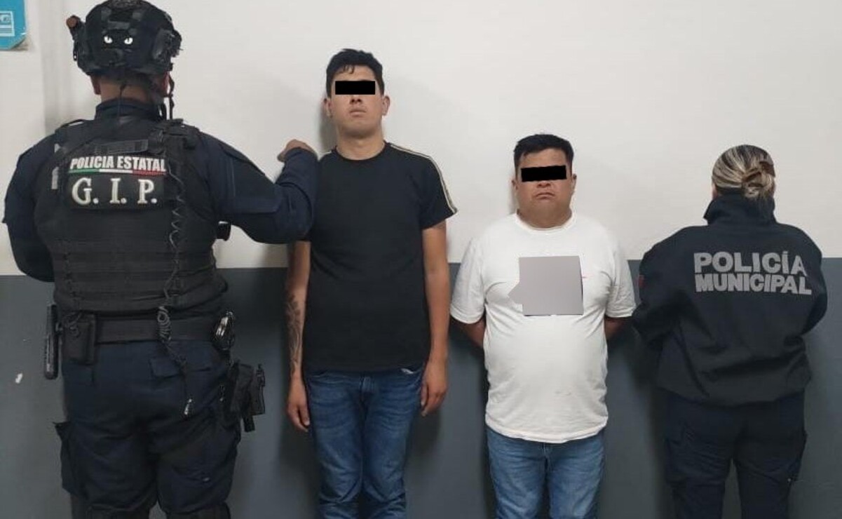 Detienen a dos hombres con arma y más de 200 dosis de droga en Naucalpan