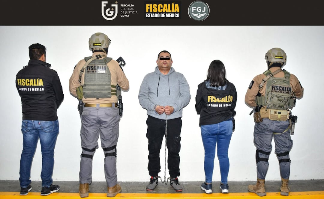 La Fiscalía del Edomex y la de la CDMX colaboraron para detener a este sujeto, quien es investigado por exigir un pago de renta a dueños de casas en Tecámac y Ecatepec. Foto: Especial