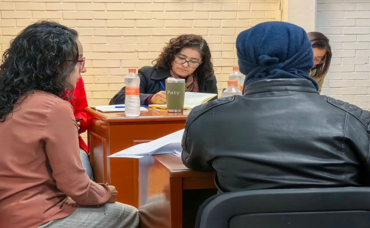 La rectora Martha Patricia Zarza detalló que esta semana sostuvo reuniones con estudiantes de Contaduría, Arquitectura, Artes, Ciencias Políticas y Odontología para revisar avances en sus pliegos petitorios. Foto: Especial