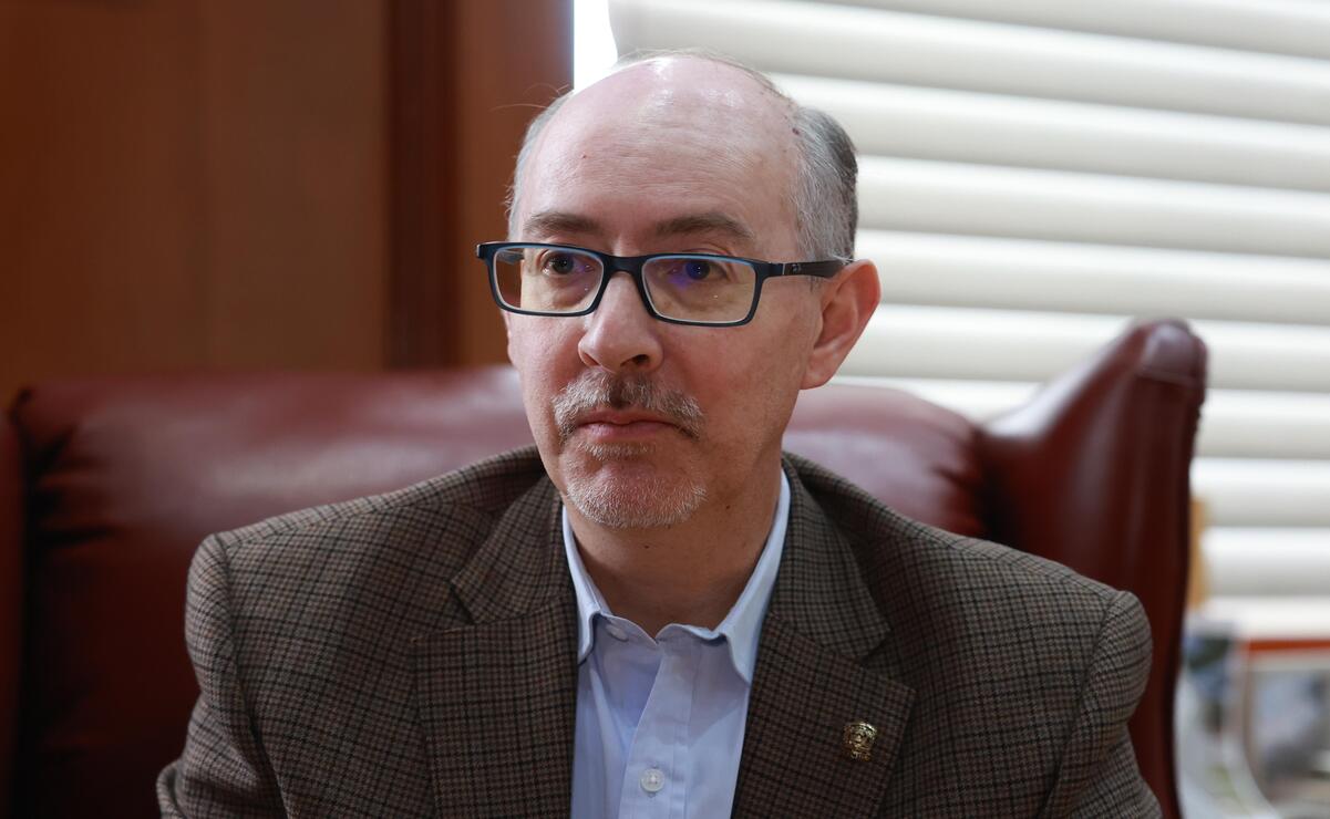 Carlos Eduardo Barrera Díaz, rector de la UAEMéx / Foto Alejandro Vargas