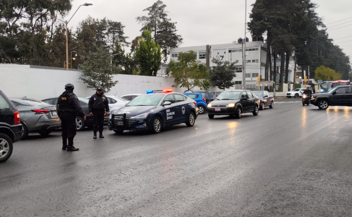 Autoridades municipales y personal de seguridad trabajan en conjunto para brindar un entorno seguro a la comunidad universitaria de la UAEMéx. Foto: Especial