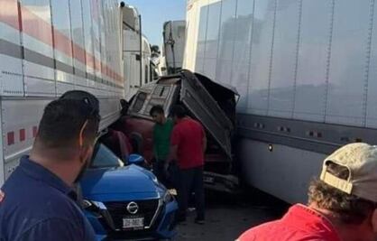 Urgente: Cierran la Toluca-Atlacomulco por aparatoso accidente