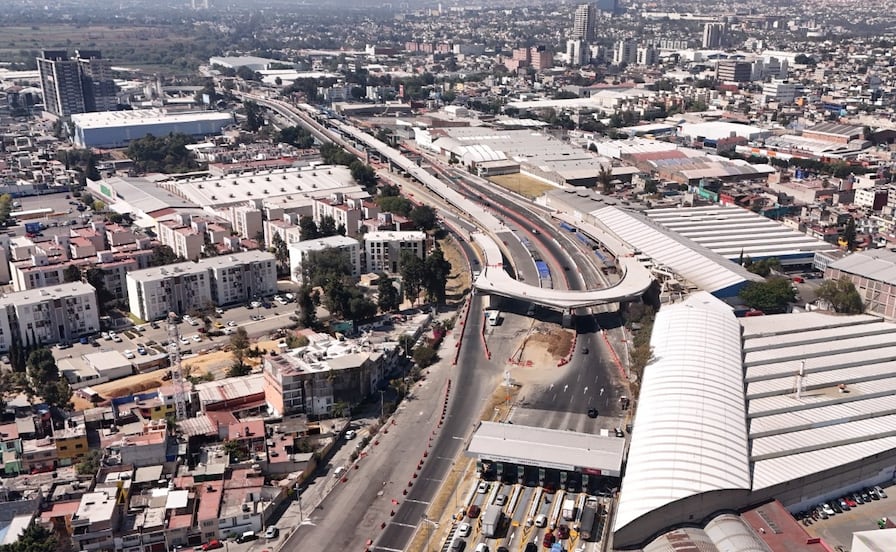 ¿Qué obras adicionales incluirá la construcción del Macrolibramiento en Naucalpan y Tlalnepantla?